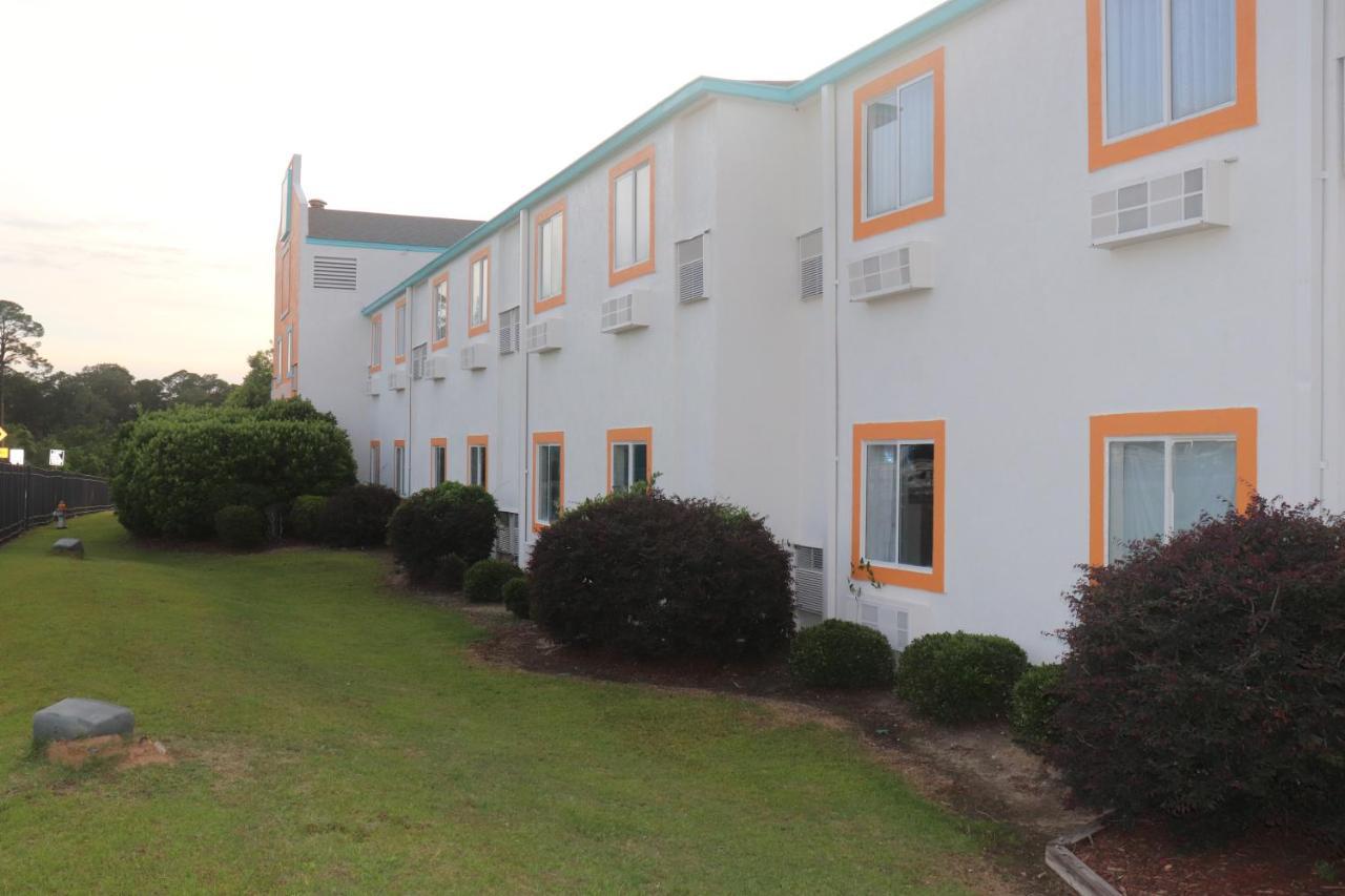 Howard Johnson By Wyndham Tifton Ga I-75 Екстер'єр фото