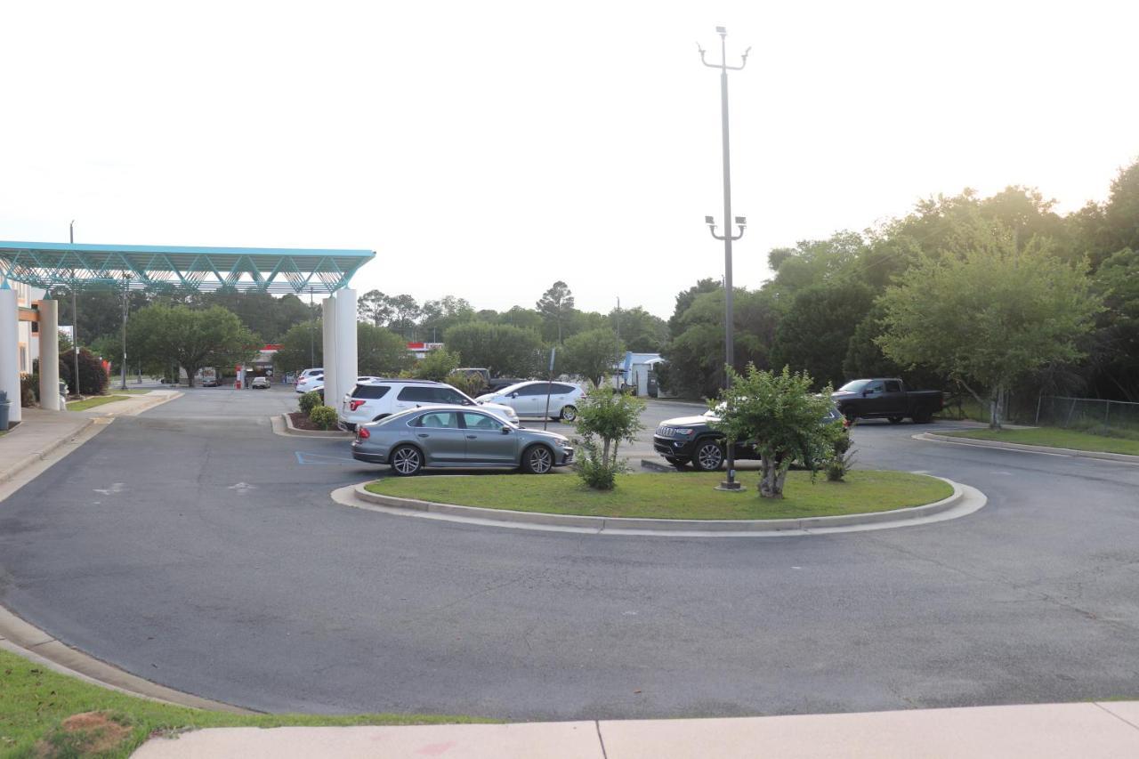 Howard Johnson By Wyndham Tifton Ga I-75 Екстер'єр фото